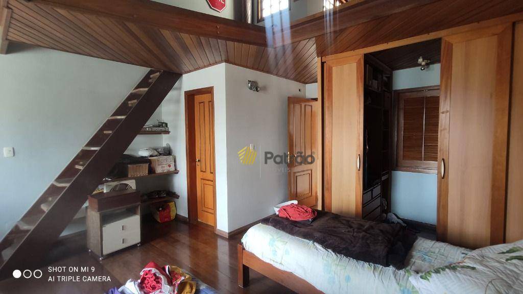 Sobrado à venda com 3 quartos, 320m² - Foto 13