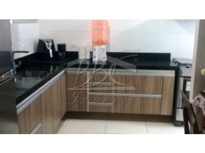 Apartamento à venda com 2 quartos, 77m² - Foto 3