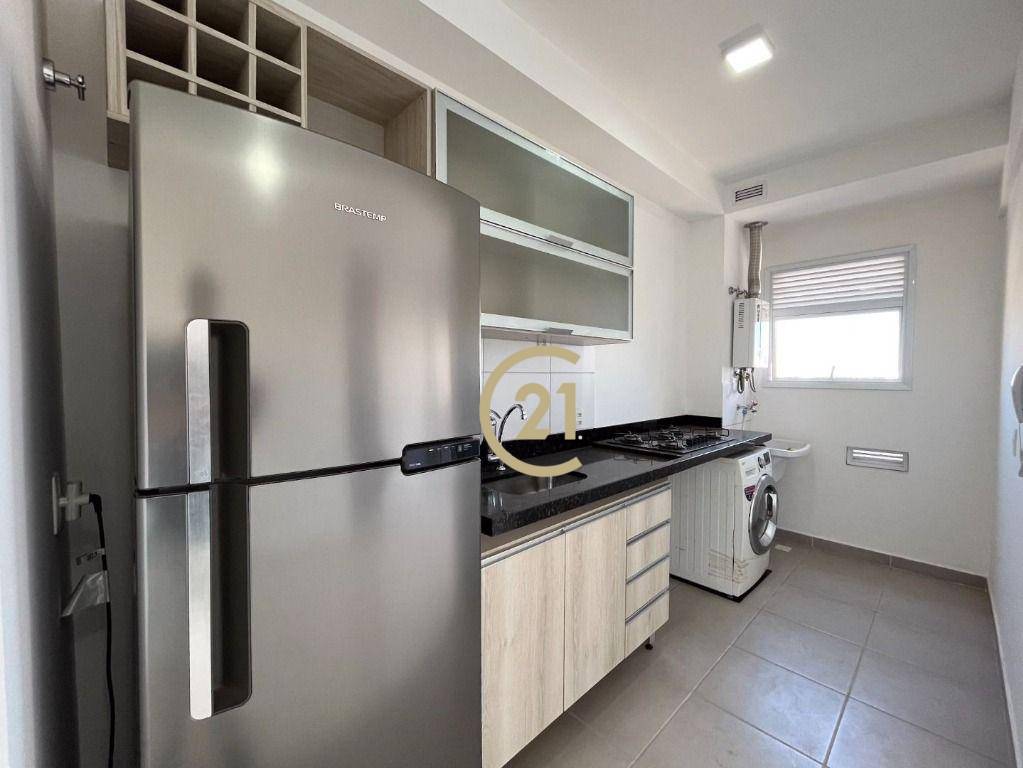 Apartamento para alugar com 2 quartos, 68m² - Foto 4