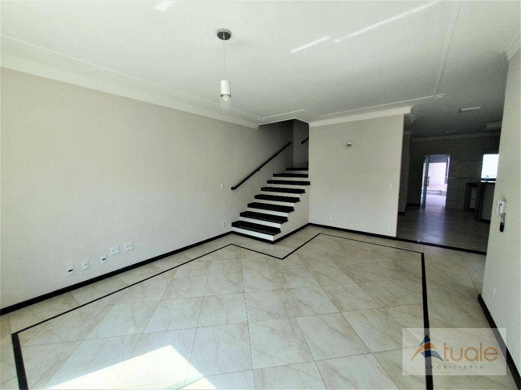 Casa à venda com 3 quartos, 270m² - Foto 4