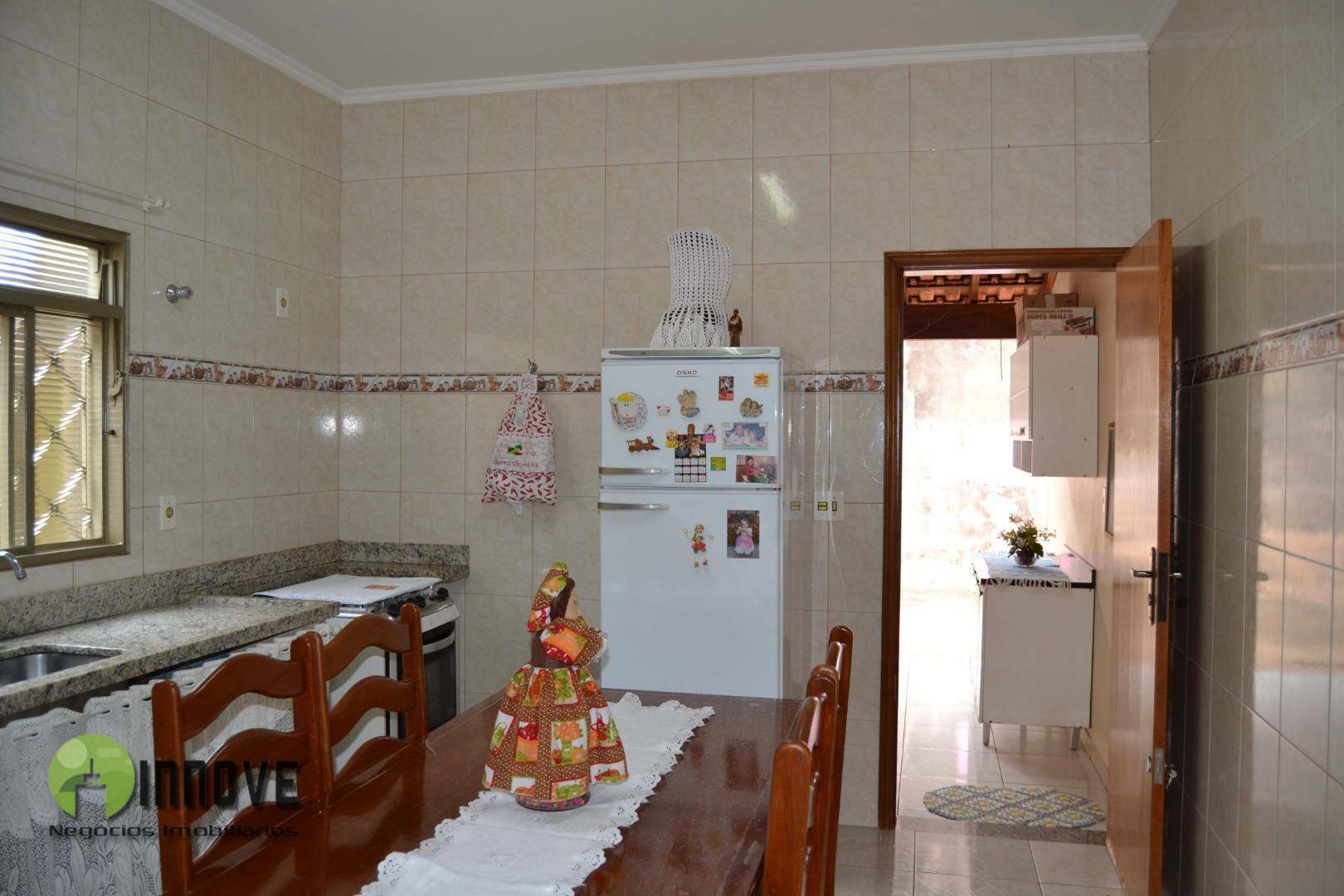 Casa à venda com 2 quartos, 100m² - Foto 18