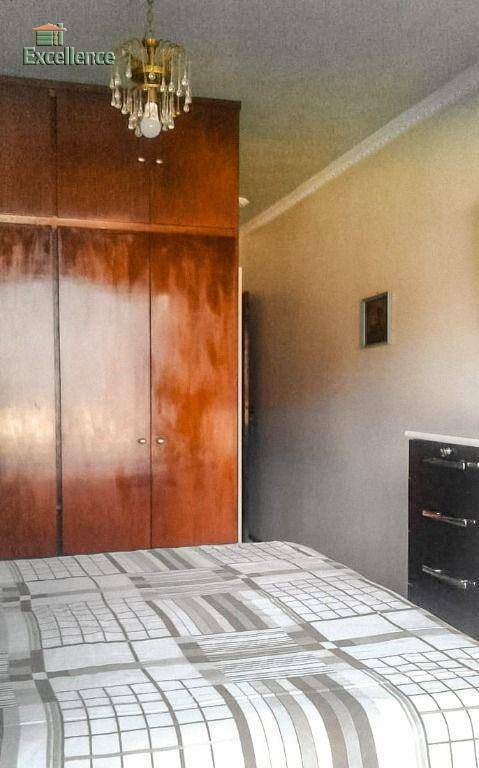 Sobrado à venda com 4 quartos, 150m² - Foto 4