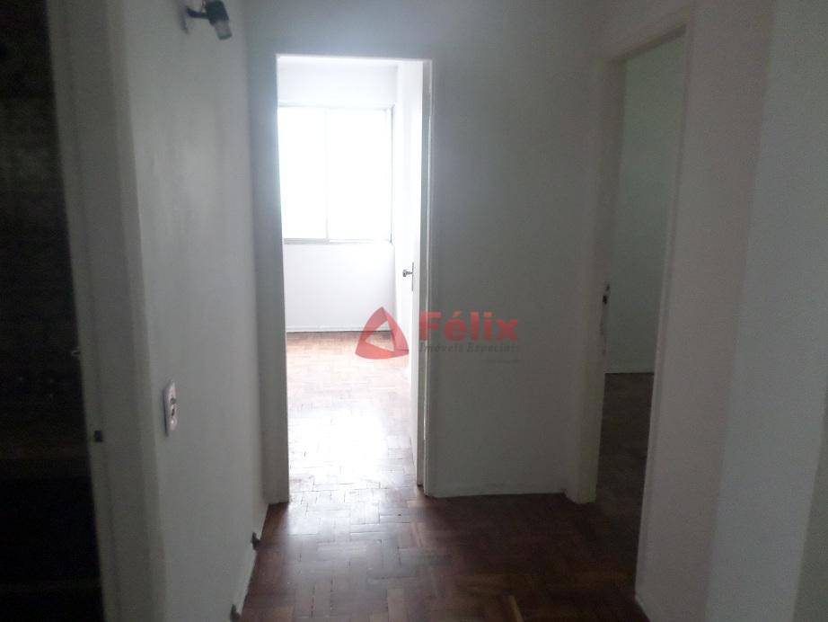 Apartamento à venda com 3 quartos, 146m² - Foto 6