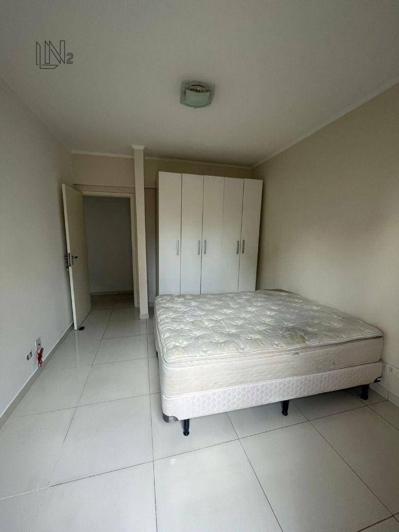 Apartamento à venda com 3 quartos, 131m² - Foto 14