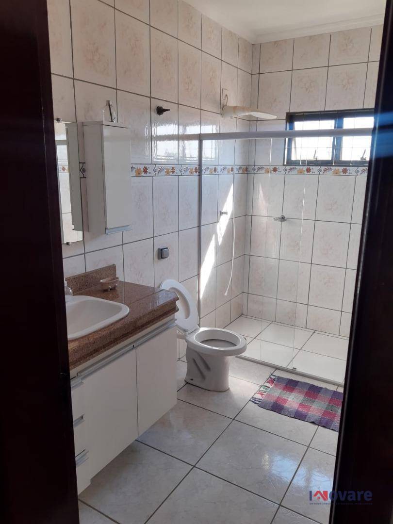 Sobrado à venda com 3 quartos, 380m² - Foto 2