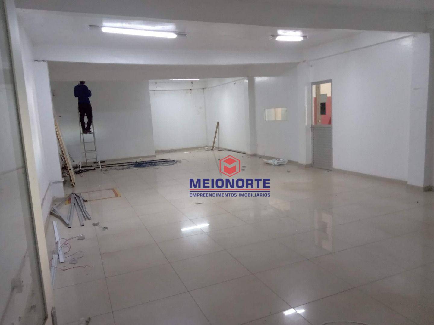 Depósito-Galpão-Armazém para alugar, 2600m² - Foto 9