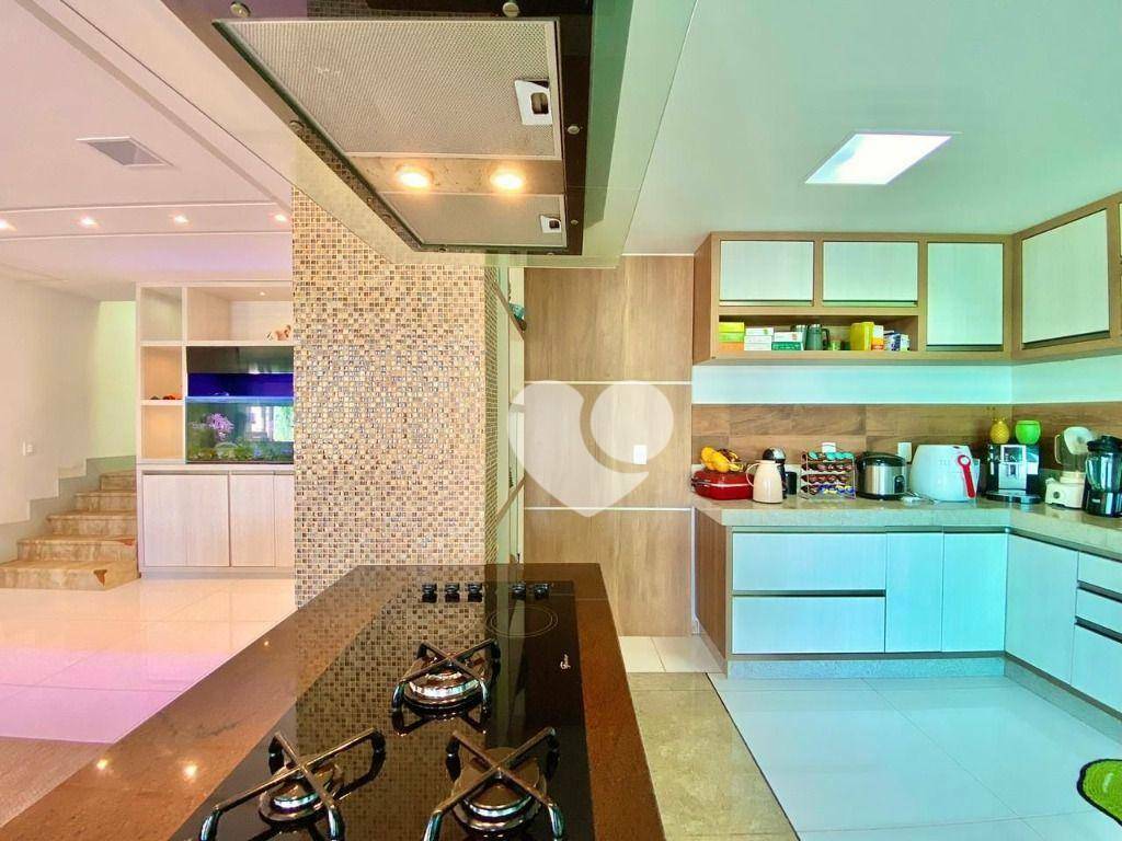 Casa para alugar com 4 quartos, 415m² - Foto 10