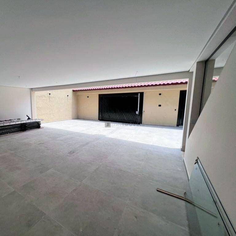 Sobrado à venda com 3 quartos, 358m² - Foto 25