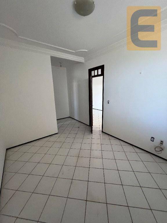Casa à venda com 4 quartos, 375m² - Foto 22