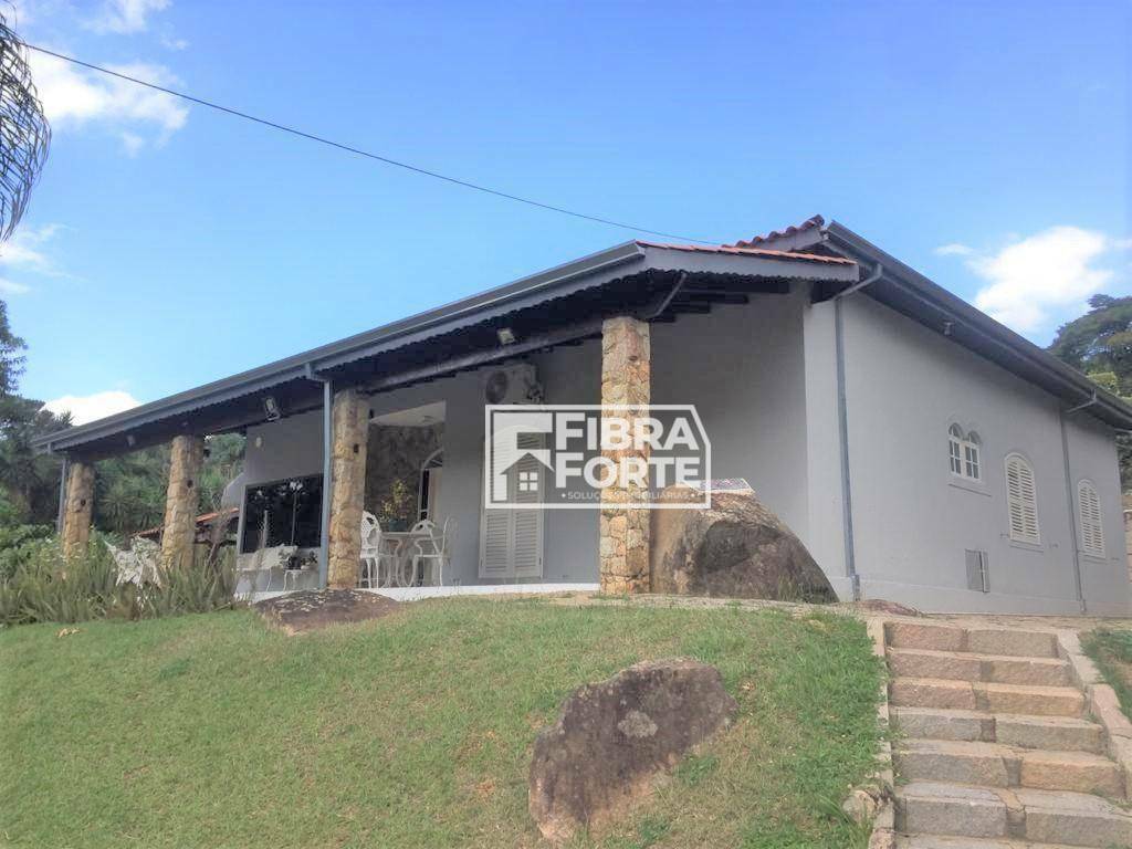 Casa de Condomínio à venda com 3 quartos, 300m² - Foto 3