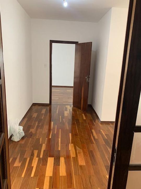 Casa à venda com 3 quartos, 210m² - Foto 19