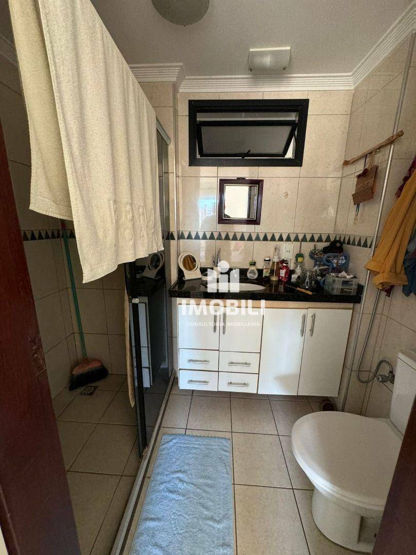 Apartamento à venda com 4 quartos, 145m² - Foto 11