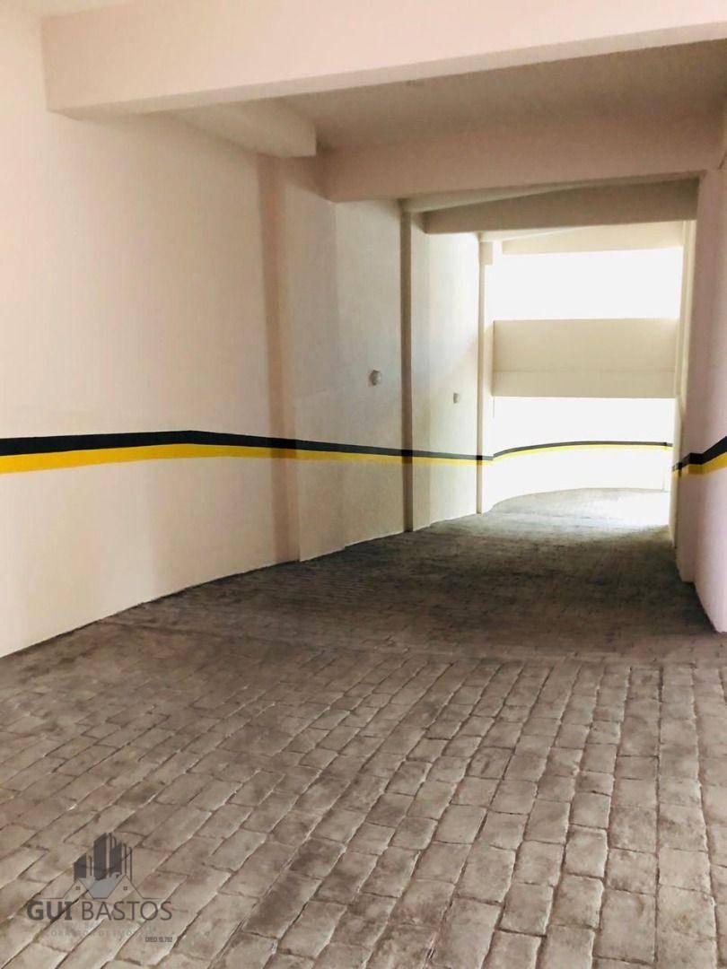 Apartamento à venda com 4 quartos, 165m² - Foto 33