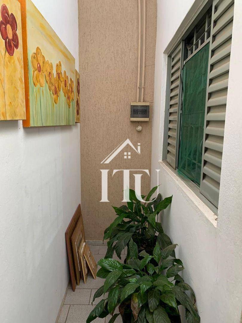 Casa à venda com 3 quartos, 59m² - Foto 12