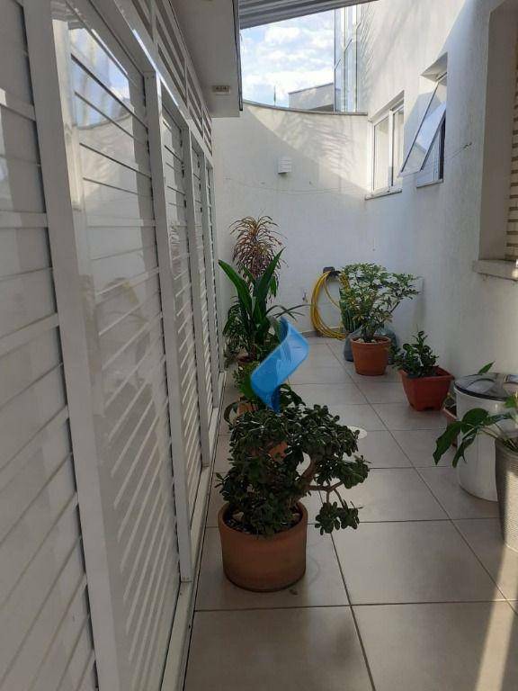 Casa de Condomínio à venda com 3 quartos, 250m² - Foto 20