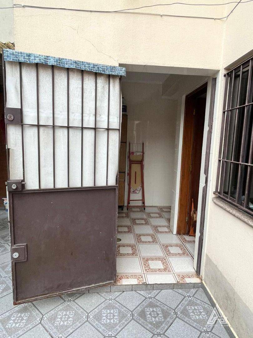 Casa à venda com 3 quartos, 220m² - Foto 70