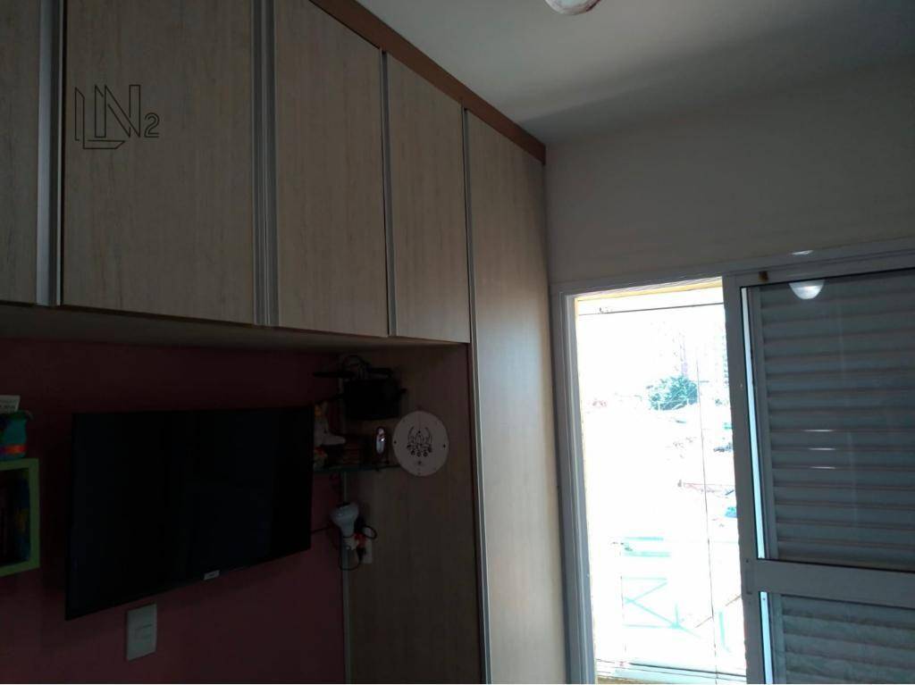 Apartamento à venda com 2 quartos, 69m² - Foto 13