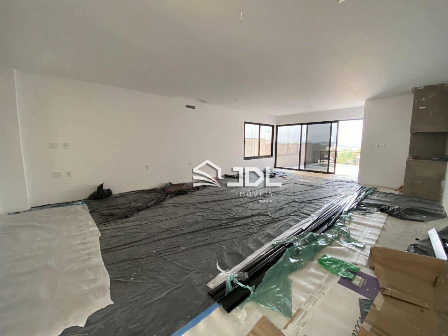 Casa à venda com 3 quartos, 279m² - Foto 7