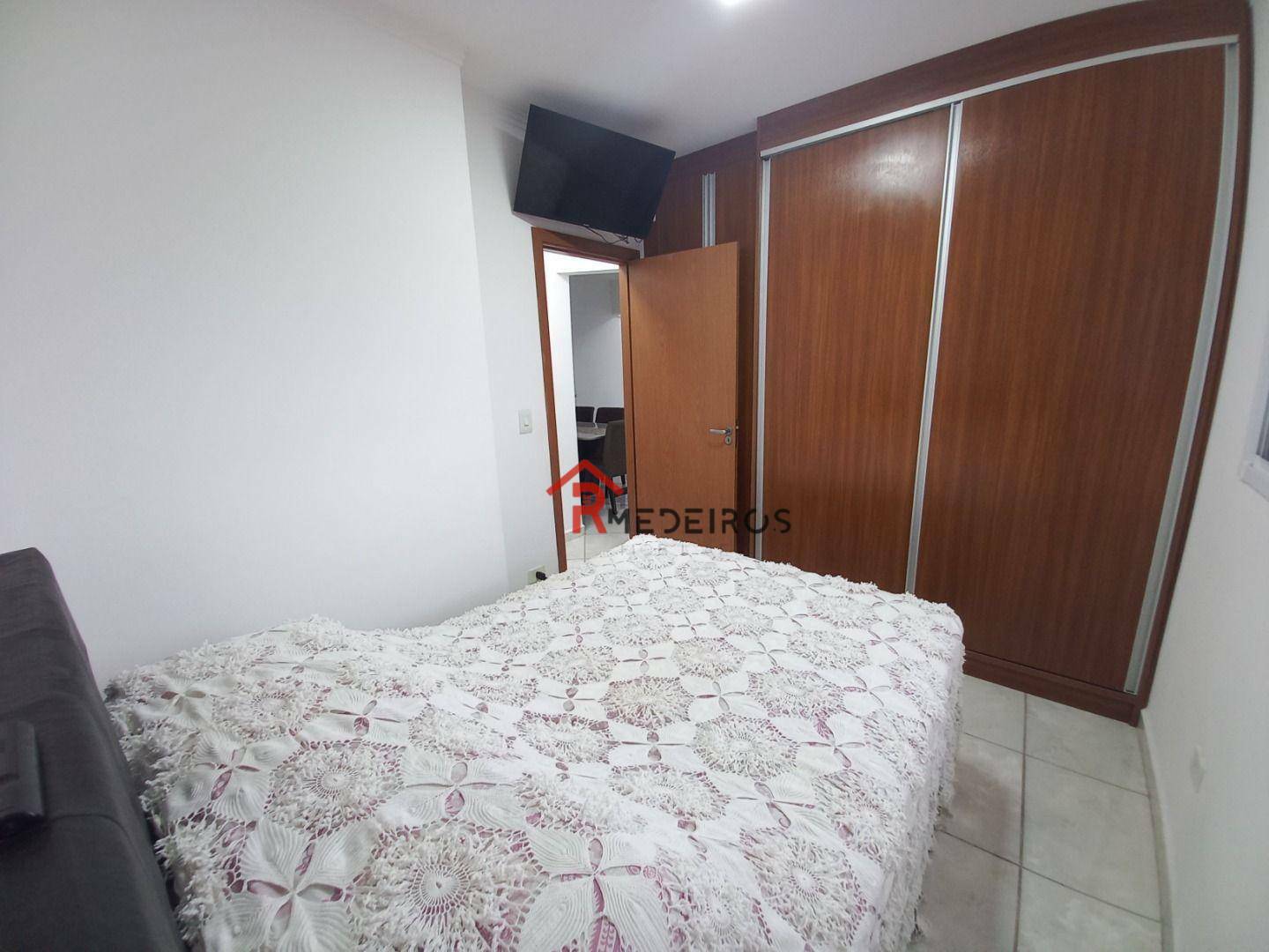 Apartamento à venda com 2 quartos, 61m² - Foto 13