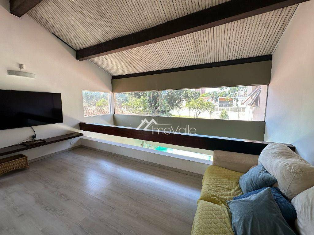 Casa à venda e aluguel com 3 quartos, 375m² - Foto 21