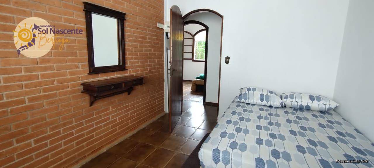 Casa para alugar com 4 quartos, 165m² - Foto 16
