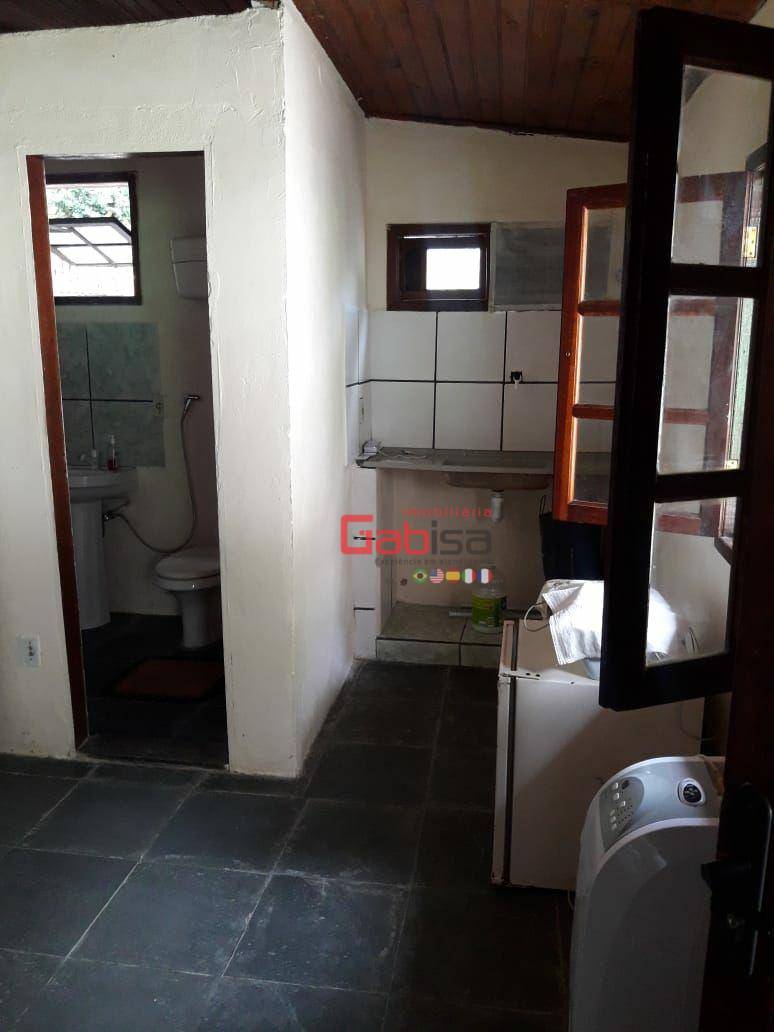 Casa à venda com 2 quartos, 60m² - Foto 5