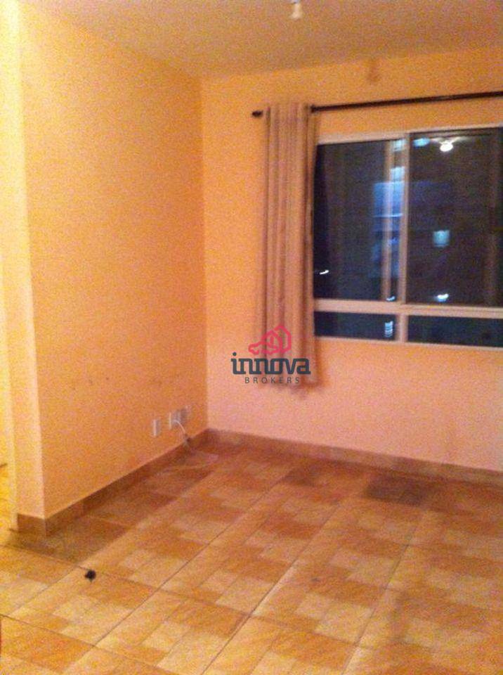 Apartamento à venda com 2 quartos, 45m² - Foto 2