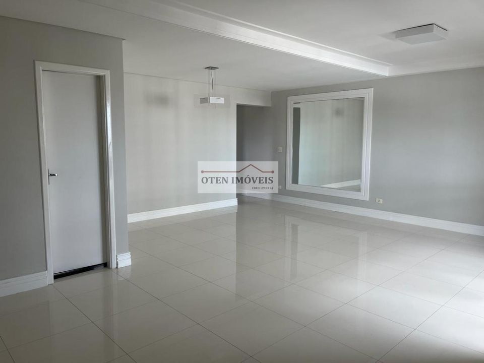 Apartamento para alugar com 3 quartos, 122m² - Foto 10