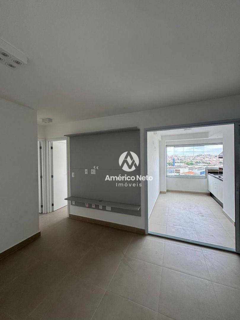 Apartamento para alugar com 2 quartos, 85m² - Foto 18