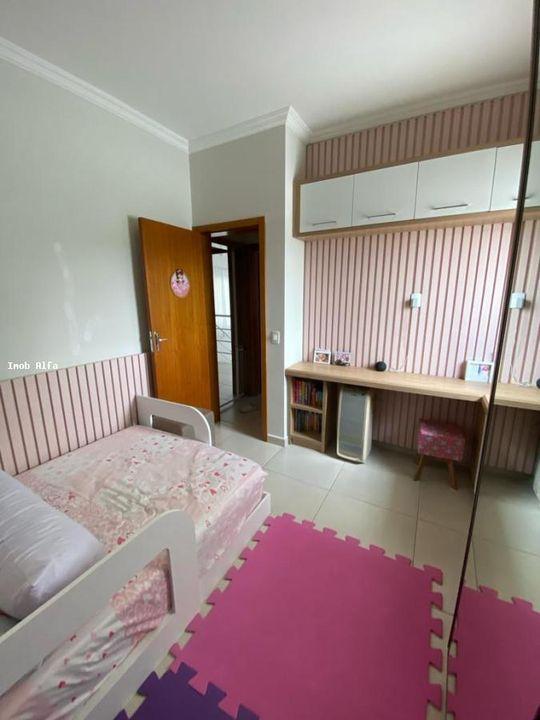 Casa à venda com 3 quartos, 200m² - Foto 12