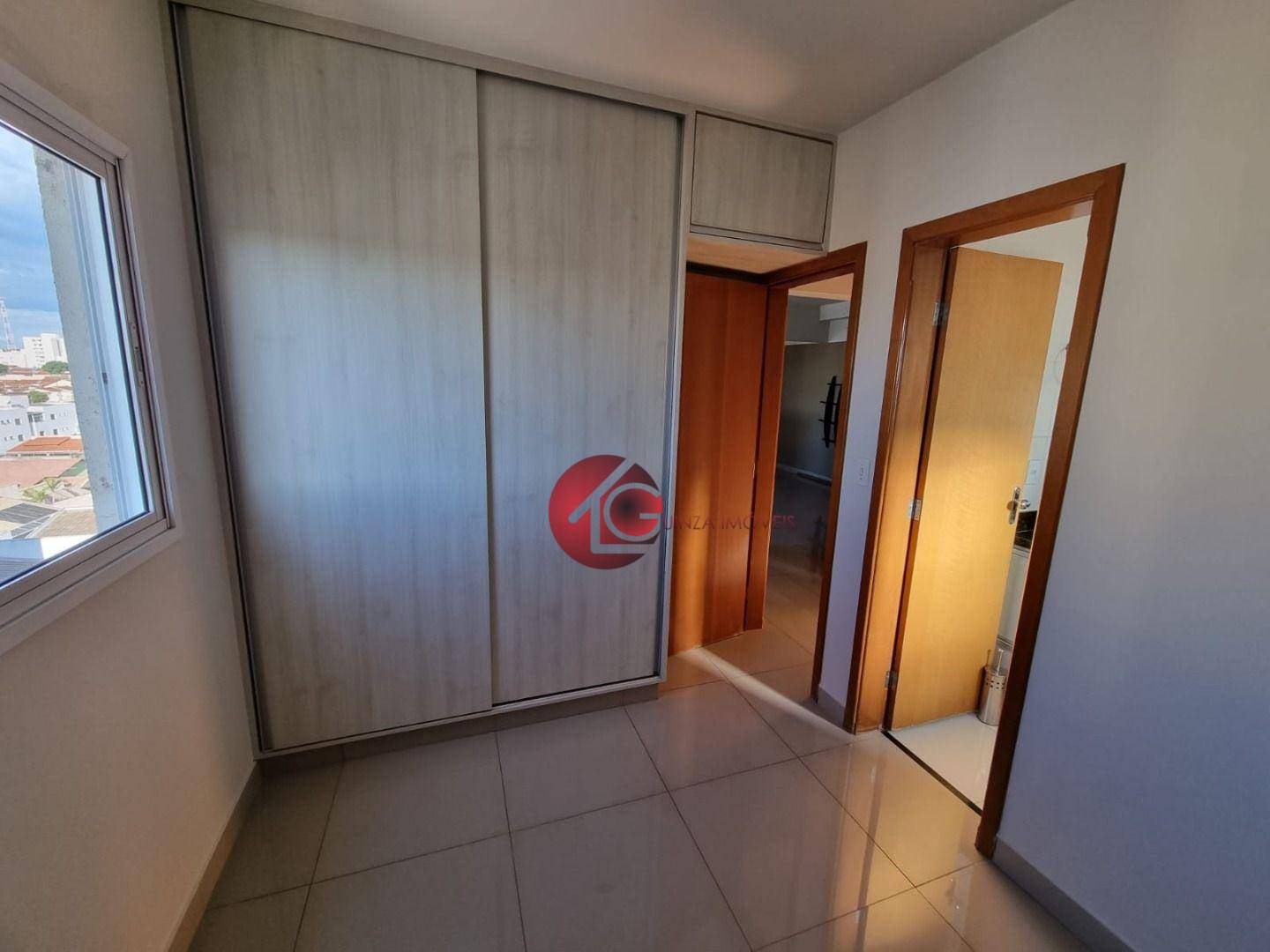 Apartamento à venda com 2 quartos, 63m² - Foto 14