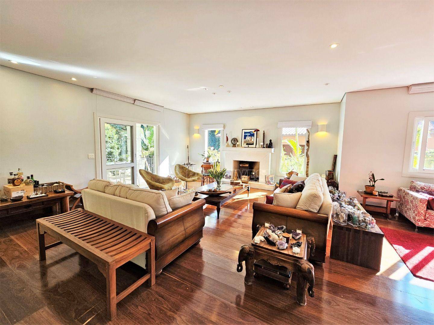 Casa de Condomínio à venda com 4 quartos, 553m² - Foto 6