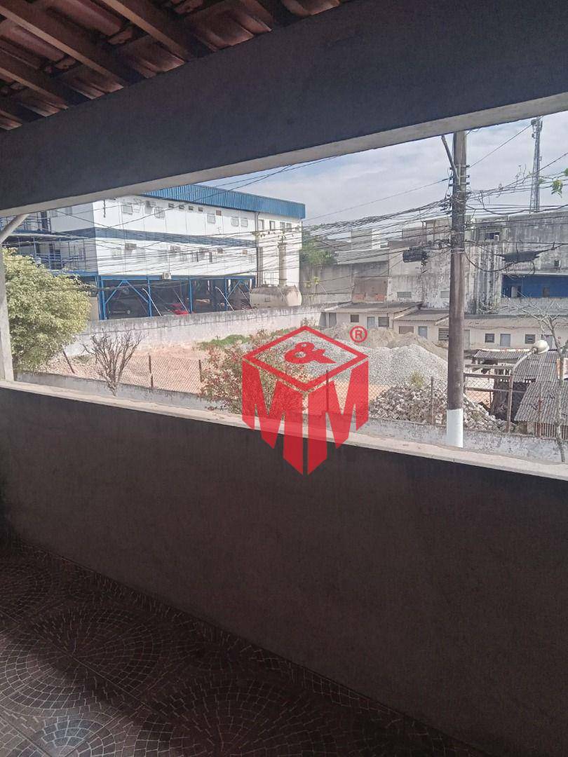 Sobrado à venda com 4 quartos, 250m² - Foto 12