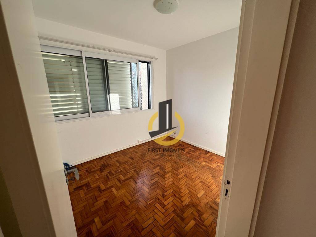 Apartamento para alugar com 2 quartos, 76m² - Foto 11