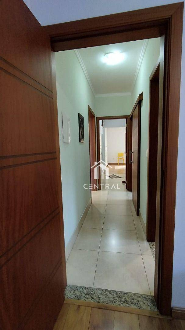 Casa à venda com 3 quartos, 260m² - Foto 18