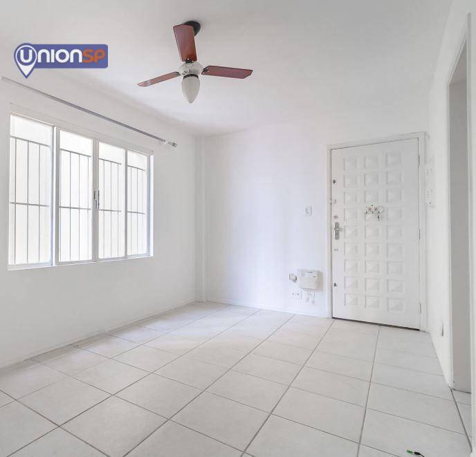 Apartamento à venda com 2 quartos, 69m² - Foto 1