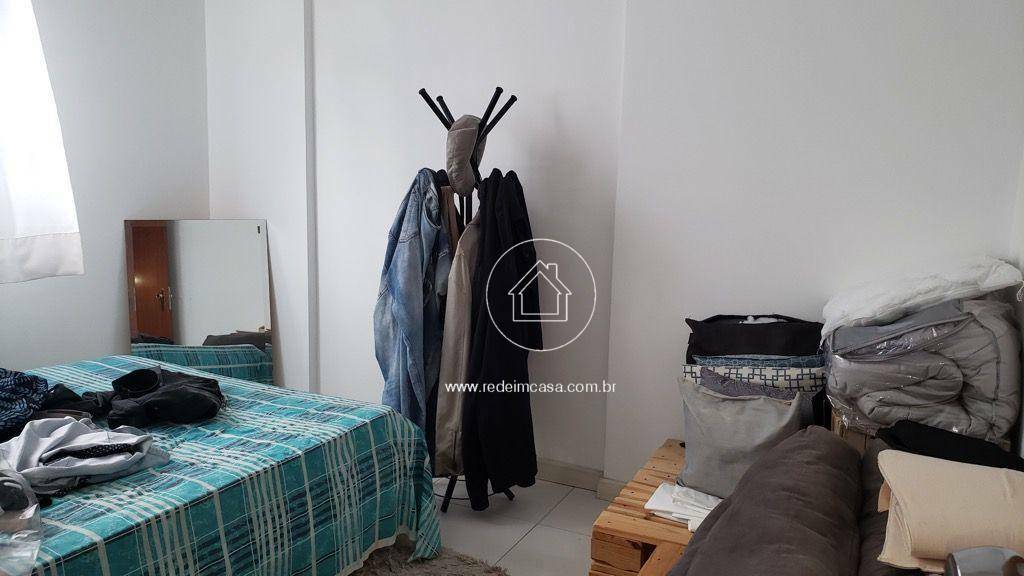 Apartamento à venda com 3 quartos, 95m² - Foto 15