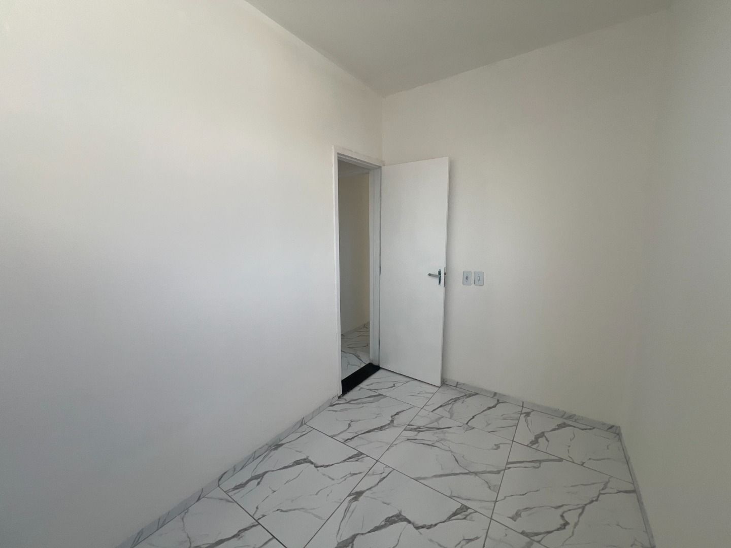 Apartamento à venda e aluguel com 3 quartos, 83m² - Foto 4