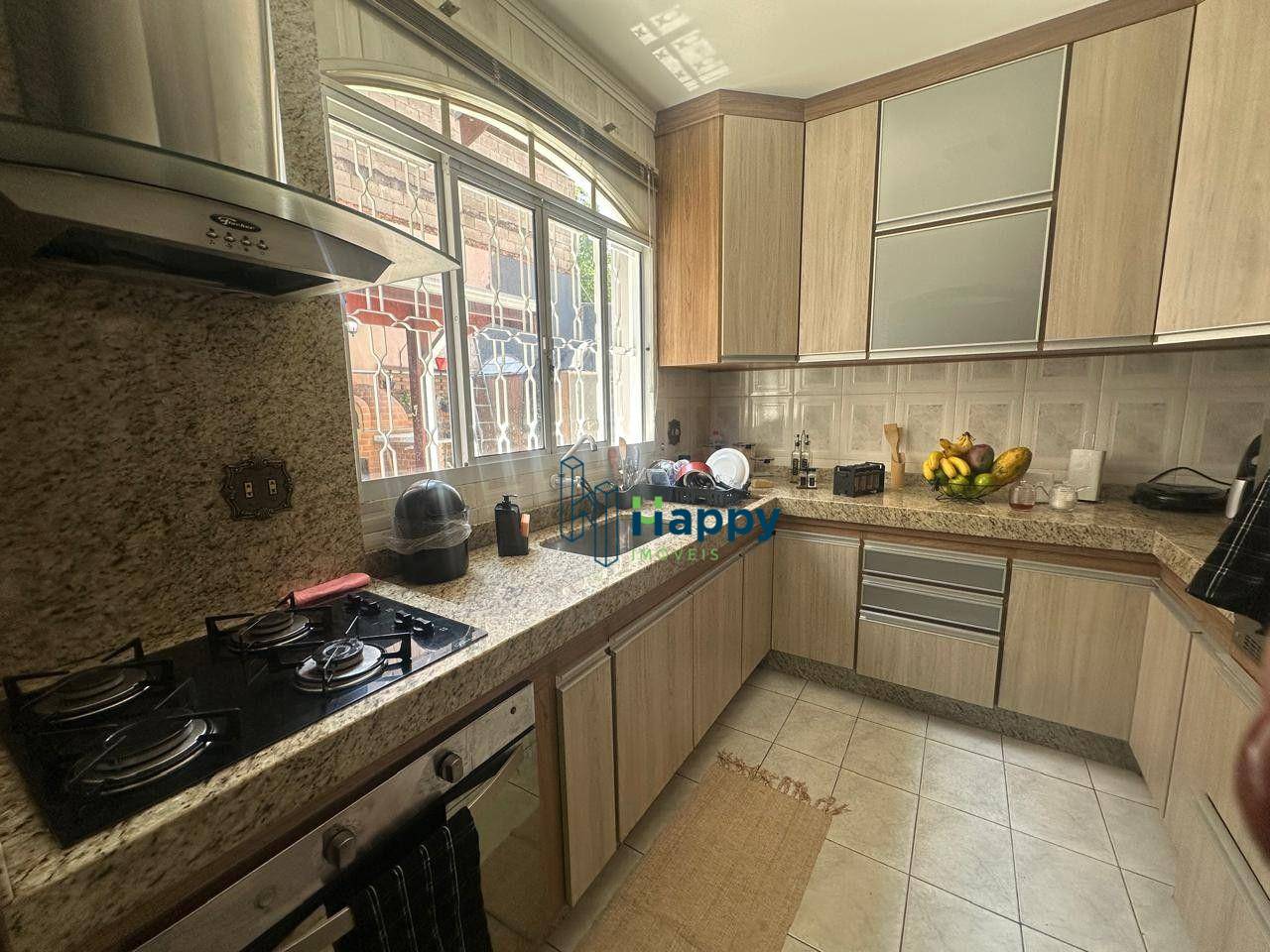 Casa, 3 quartos, 140 m² - Foto 1