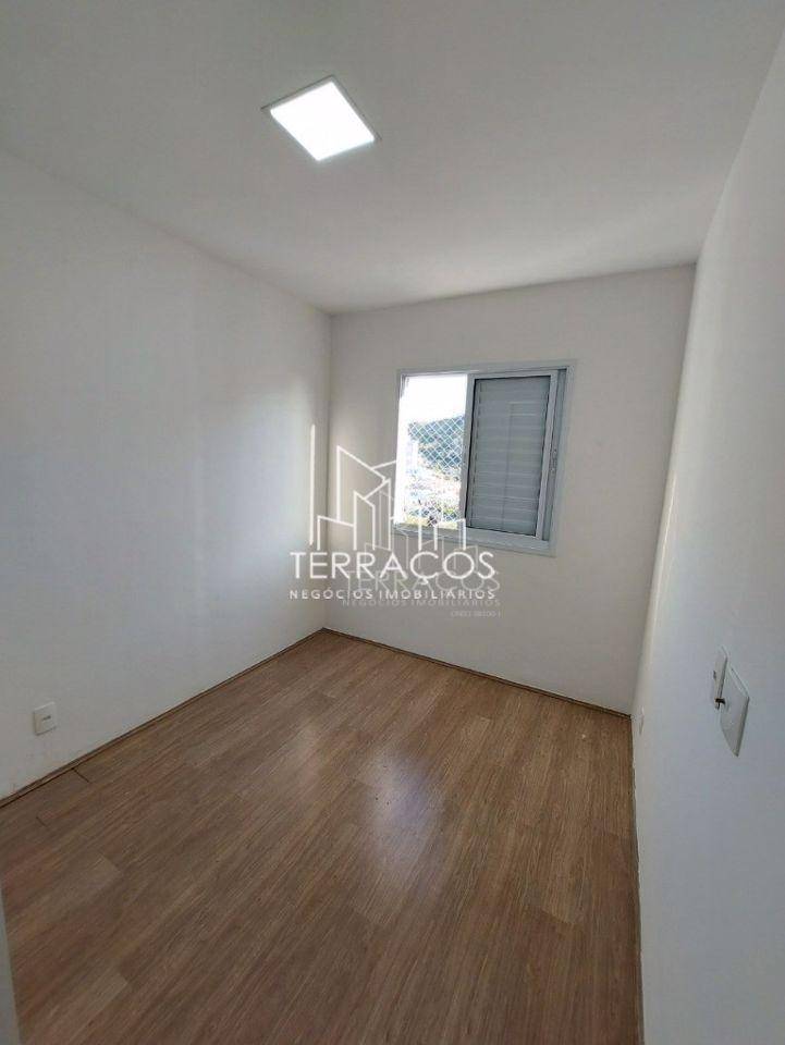 Apartamento à venda com 3 quartos, 61m² - Foto 17