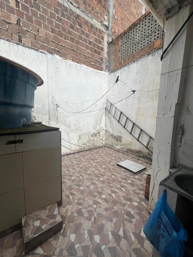 Casa para alugar com 3 quartos, 100m² - Foto 13