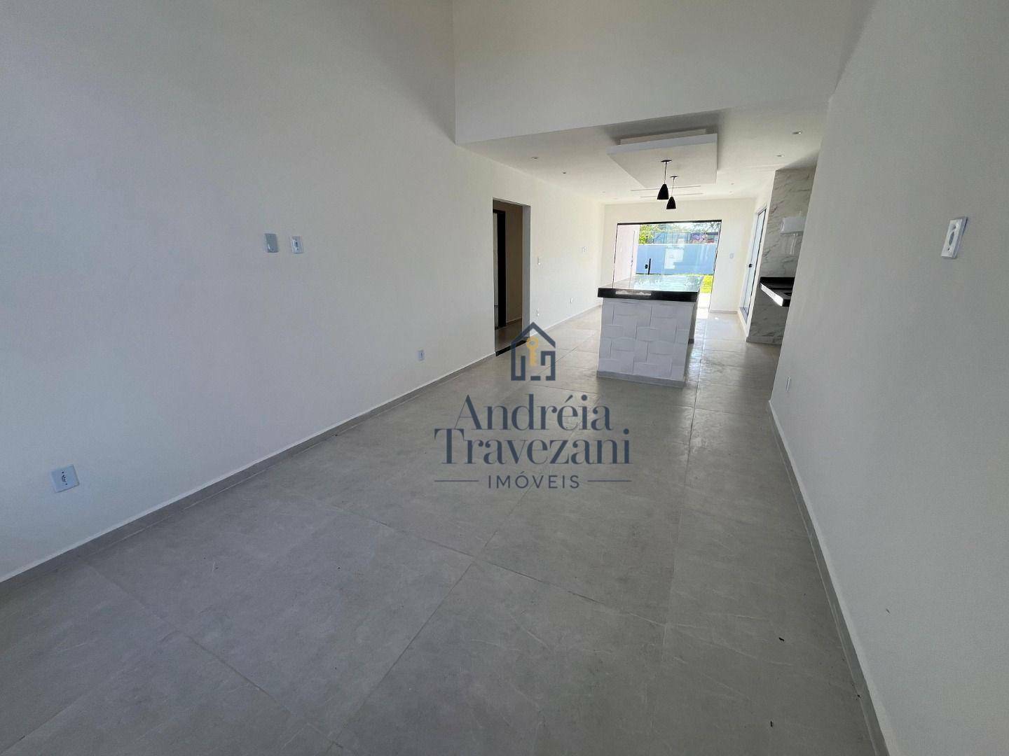 Casa à venda com 3 quartos, 160m² - Foto 2