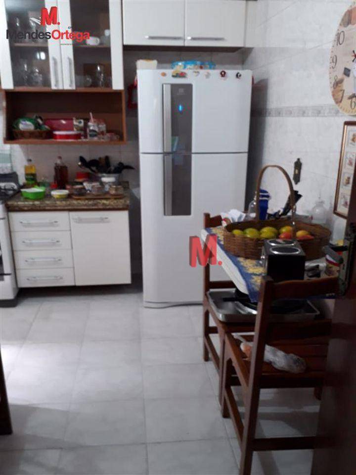 Apartamento à venda com 2 quartos, 72m² - Foto 5