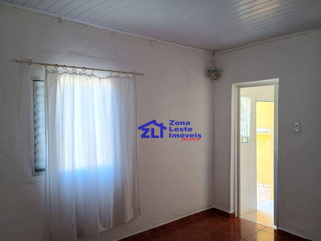 Casa para alugar com 1 quarto, 30m² - Foto 14