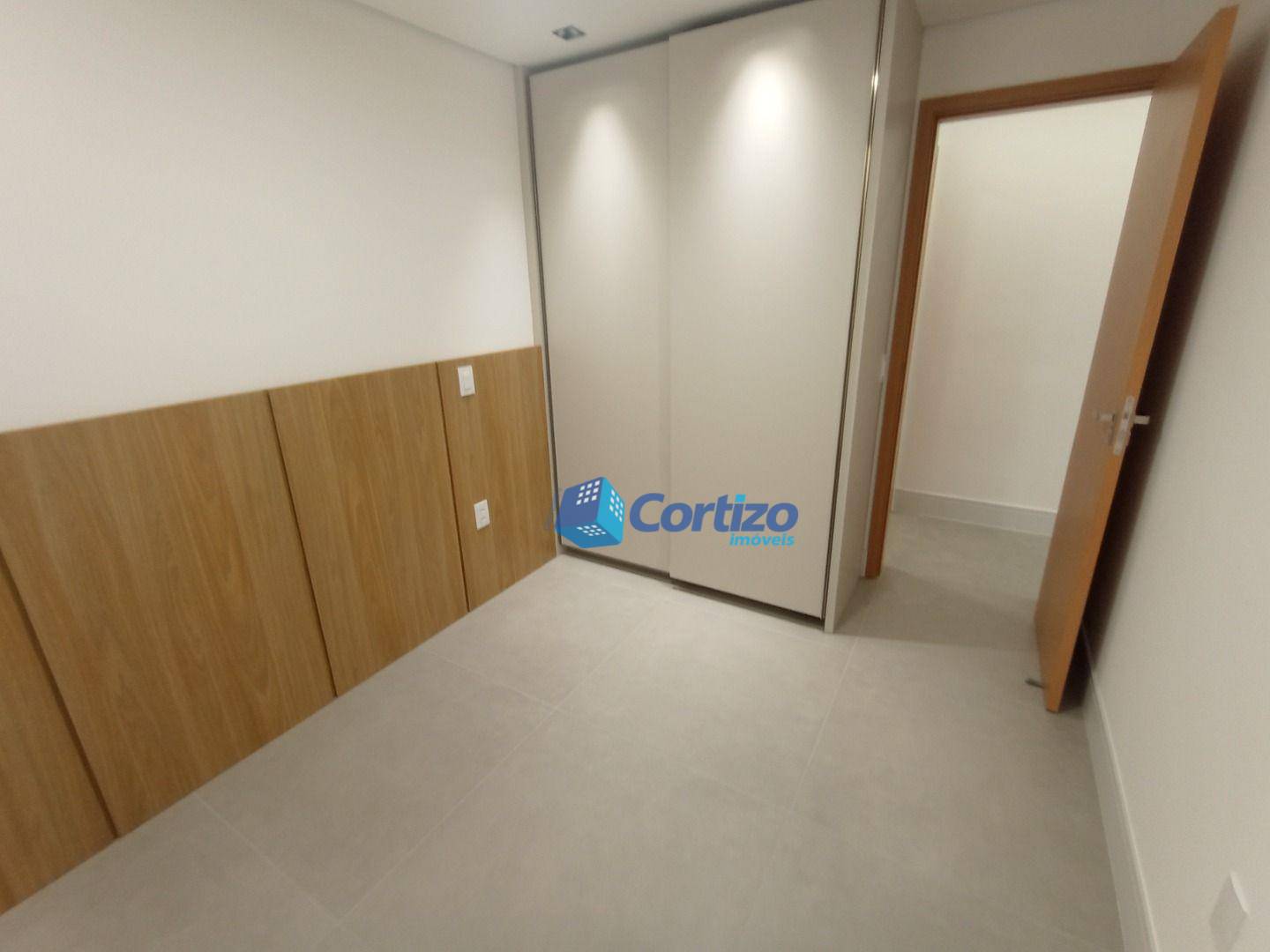 Apartamento para alugar com 3 quartos, 98m² - Foto 20