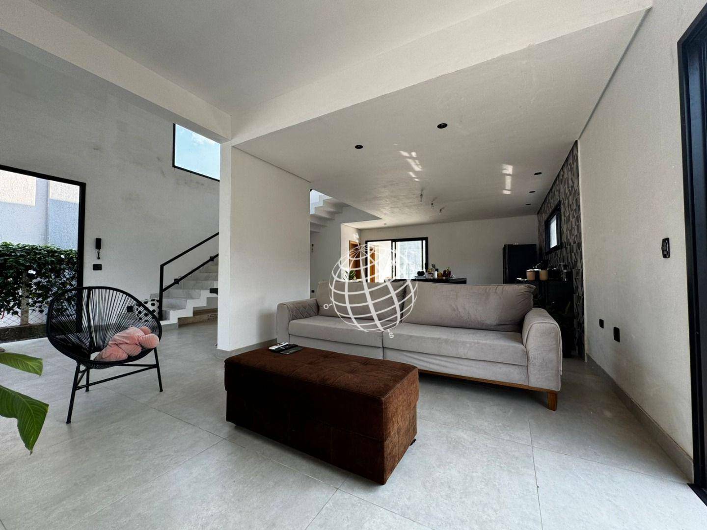 Casa à venda com 3 quartos, 192m² - Foto 11