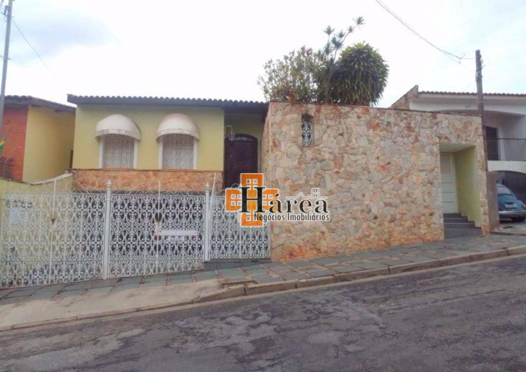 Casa à venda com 3 quartos, 256m² - Foto 1