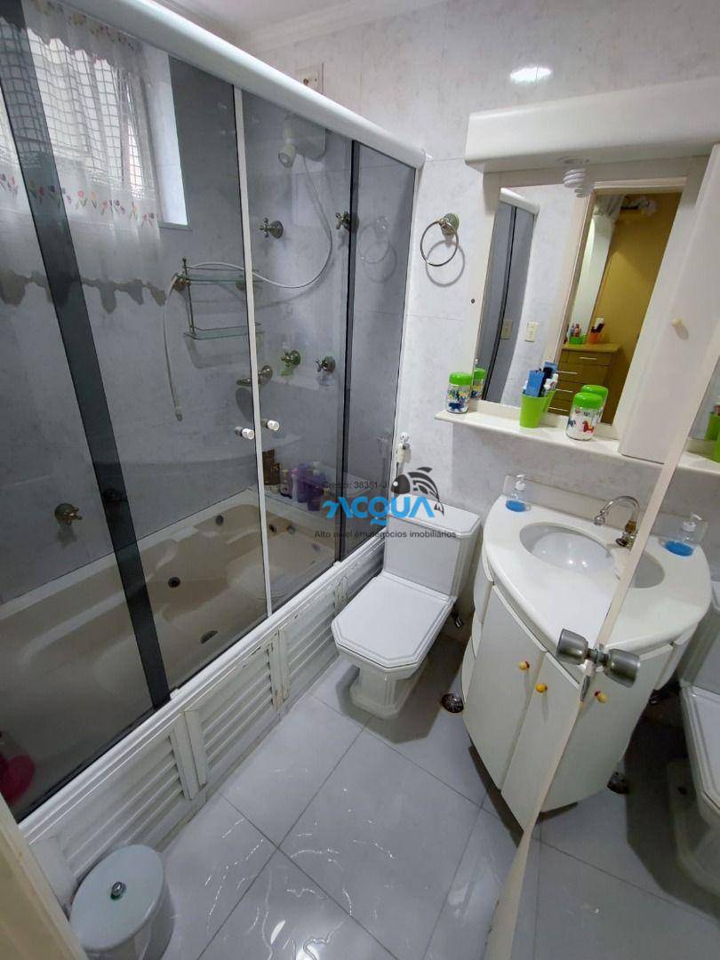 Apartamento à venda com 3 quartos, 140m² - Foto 8