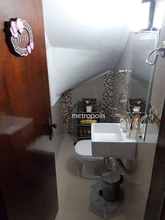 Sobrado à venda com 3 quartos, 240m² - Foto 11