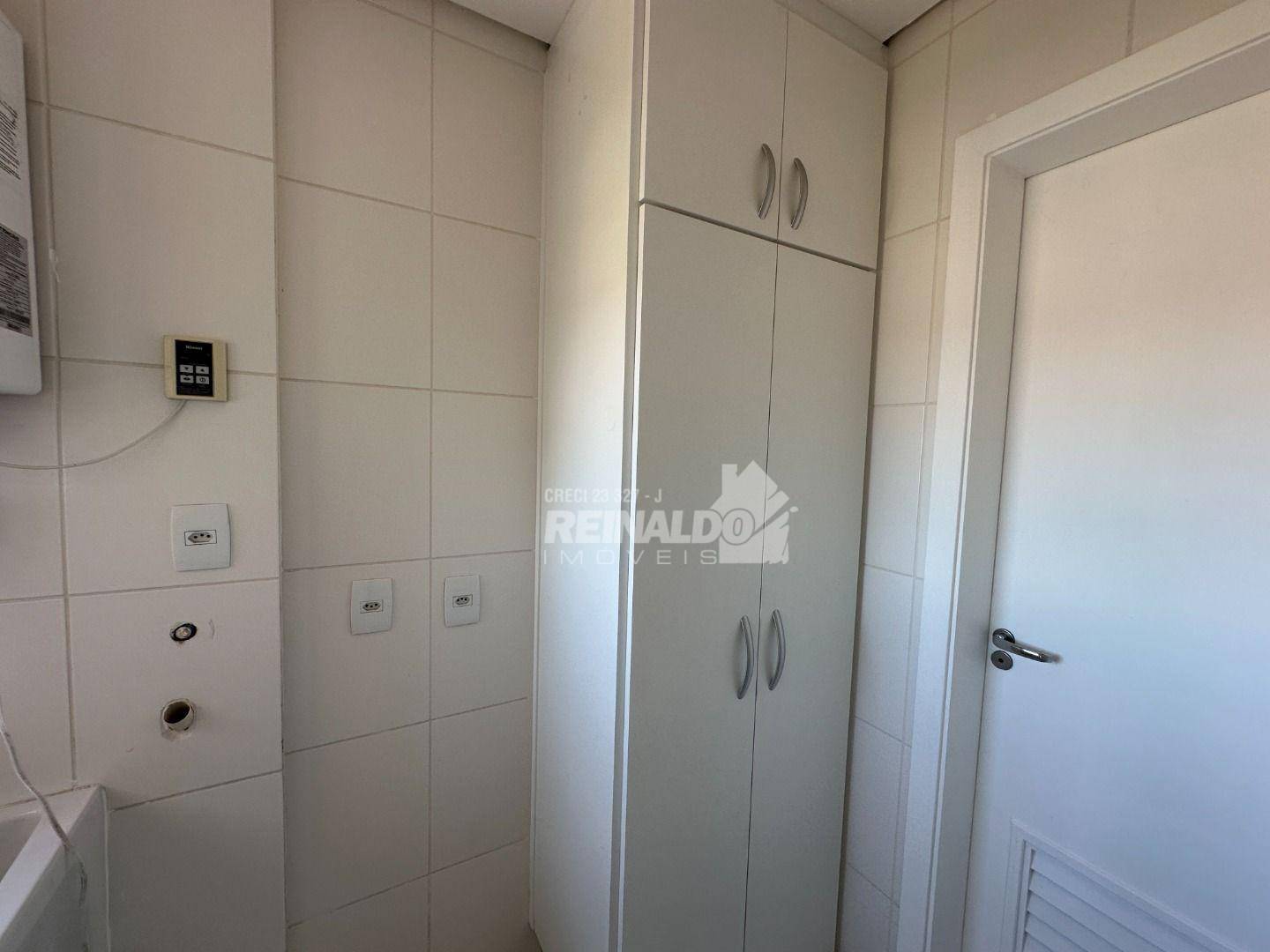 Apartamento para alugar com 3 quartos, 120m² - Foto 14